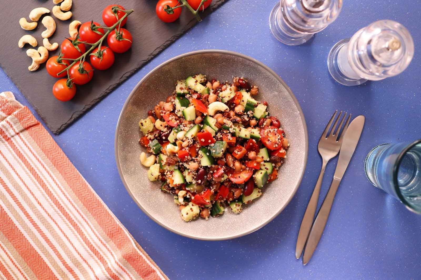 Table highlighting the nutritional composition of quinoa