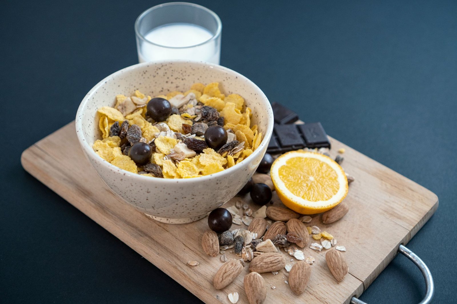 A table showing the nutritional content of muesli